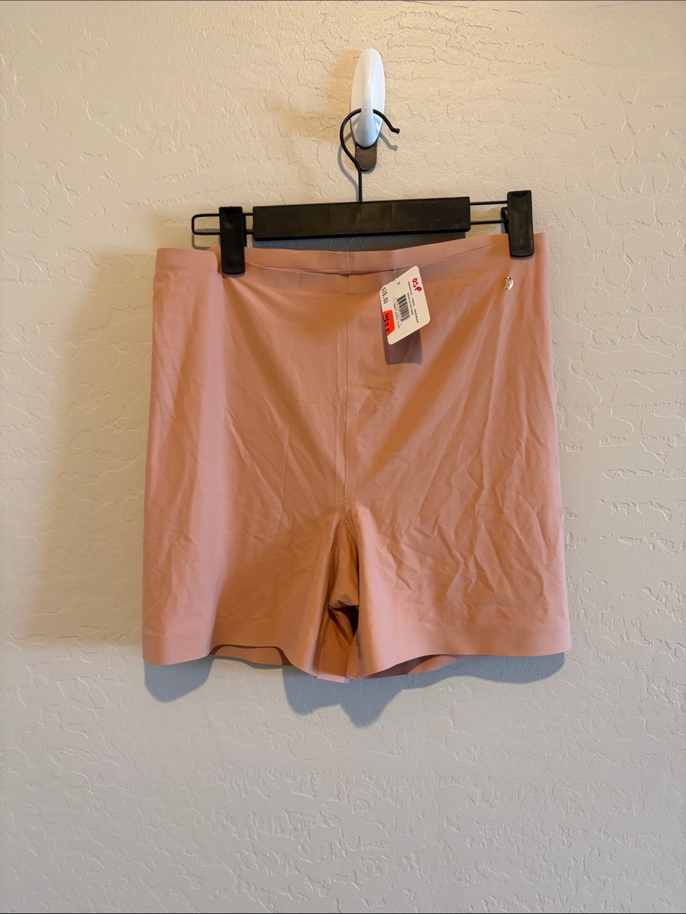 High-Waist Pink Stretch Shorts — Sleek Everyday Style